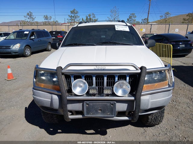 2000 Jeep Grand Cherokee Laredo მანქანა იყიდება აუქციონზე, vin: 1J4GW48N0YC208498, აუქციონის ნომერი: 46210350