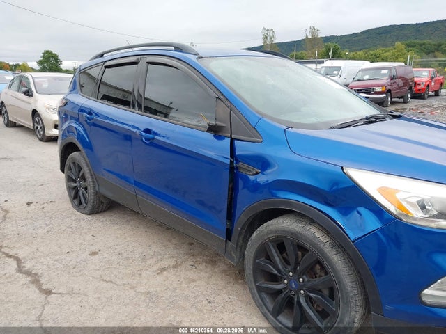 Продаж на аукціоні авто 2017 Ford Escape Se, vin: 1FMCU9GD5HUC06462, номер лоту: 46210354