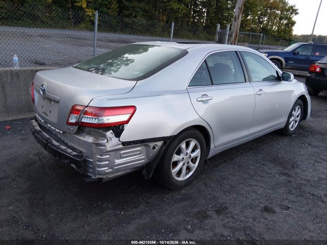 46210356 :رقم المزاد ، 4T1BF3EK2BU159306 vin ، 2011 Toyota Camry Le مزاد بيع