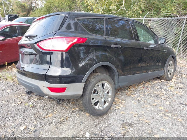 Продажа на аукционе авто 2016 Ford Escape S, vin: 1FMCU0F77GUA72849, номер лота: 46210357
