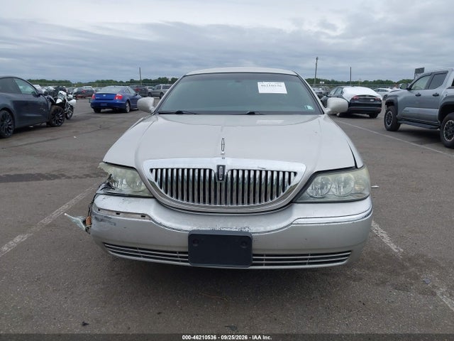 Aukcja sprzedaży 2011 Lincoln Town Car Signature Limited, vin: 2LNBL8CV8BX753135, numer aukcji: 46210536