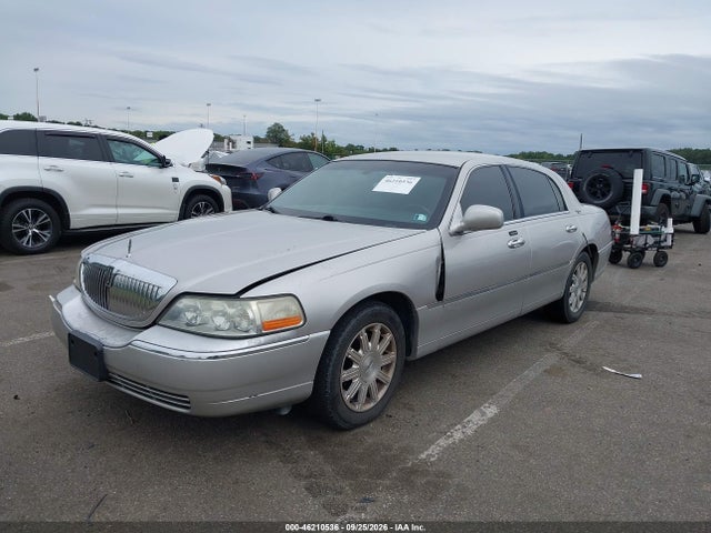 Aukcja sprzedaży 2011 Lincoln Town Car Signature Limited, vin: 2LNBL8CV8BX753135, numer aukcji: 46210536
