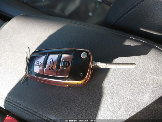 46210540 :رقم المزاد ، WAUBFGFF0F1093047 vin ، 2015 Audi A3 2.0t Premium مزاد بيع