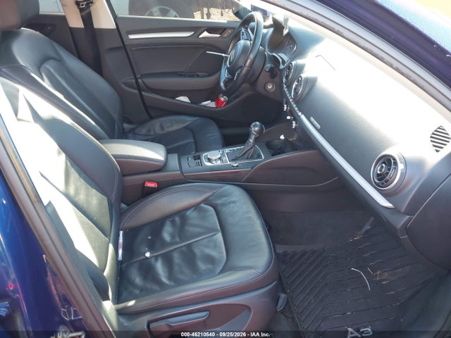 46210540 :رقم المزاد ، WAUBFGFF0F1093047 vin ، 2015 Audi A3 2.0t Premium مزاد بيع
