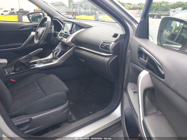 46210559 :رقم المزاد ، JA4AT3AA2LZ013217 vin ، 2020 Mitsubishi Eclipse Cross Es 1.5t Awc مزاد بيع