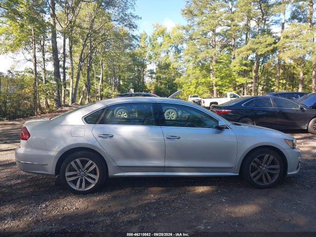 Продаж на аукціоні авто 2017 Volkswagen Passat 1.8t Se, vin: 1VWGT7A30HC077871, номер лоту: 46210562