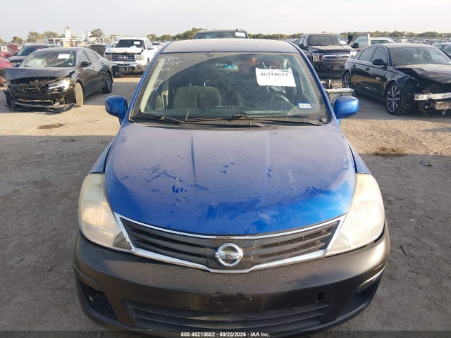 46210652 :رقم المزاد ، 3N1BC1CP6AL466327 vin ، 2010 Nissan Versa 1.8s مزاد بيع