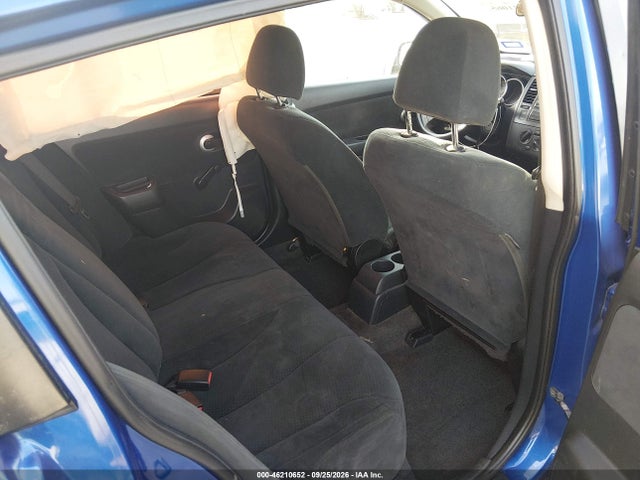 46210652 :رقم المزاد ، 3N1BC1CP6AL466327 vin ، 2010 Nissan Versa 1.8s مزاد بيع