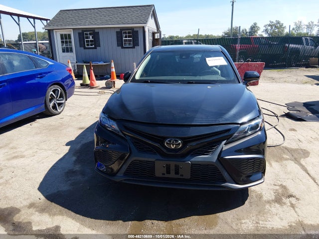 46210689 :رقم المزاد ، 4T1S11AKXNU658481 vin ، 2022 Toyota Camry Se مزاد بيع