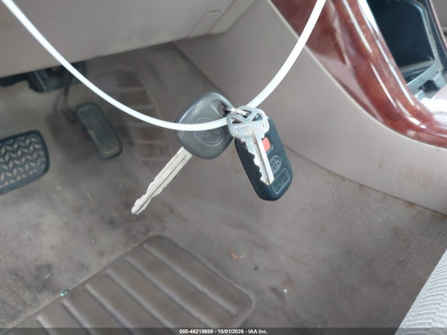 46210699 :رقم المزاد ، 4T1BE32K75U553301 vin ، 2005 Toyota Camry Xle مزاد بيع