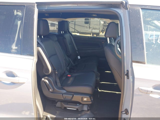 2026 Honda Odyssey Sport-l მანქანა იყიდება აუქციონზე, vin: 5FNRL6H75TB044343, აუქციონის ნომერი: 46210700