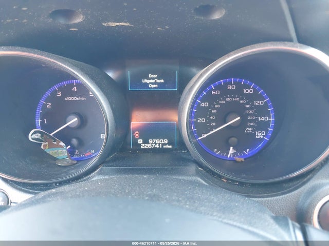 Продаж на аукціоні авто 2015 Subaru Outback 3.6r Limited, vin: 4S4BSENC2F3296239, номер лоту: 46210711
