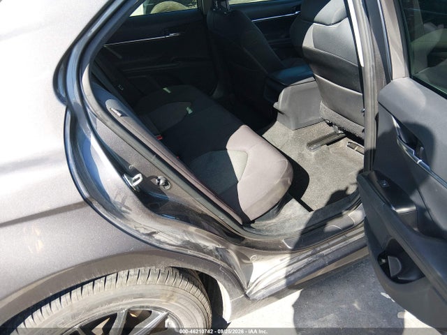 2019 Toyota Camry Hybrid Le მანქანა იყიდება აუქციონზე, vin: 4T1B31HK0KU515096, აუქციონის ნომერი: 46210742