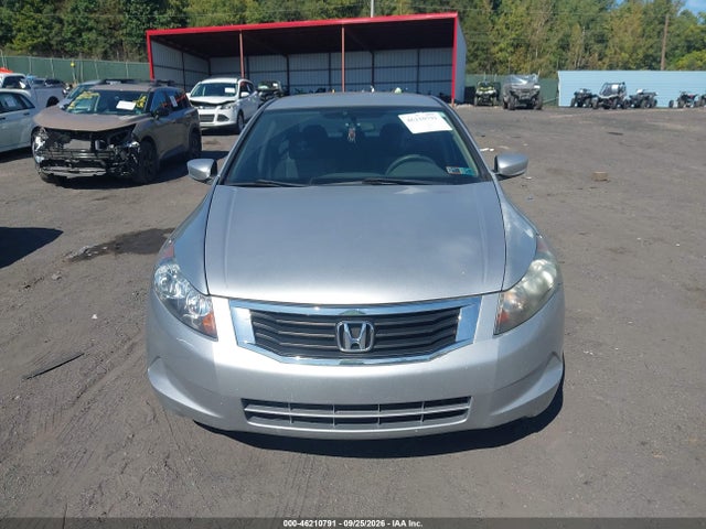 Продажа на аукционе авто 2010 Honda Accord 2.4 Lx, vin: 1HGCP2F3XAA136364, номер лота: 46210791