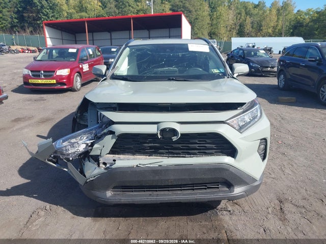 Продаж на аукціоні авто 2020 Toyota Rav4 Xle Premium, vin: 2T3A1RFV1LW112136, номер лоту: 46210862