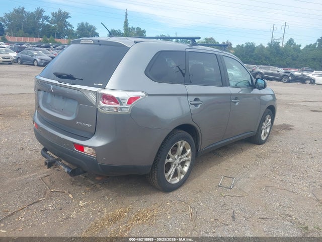 Mitsubishi Outlander Se 2014 JA4AZ3A39EZ018353 Image 4