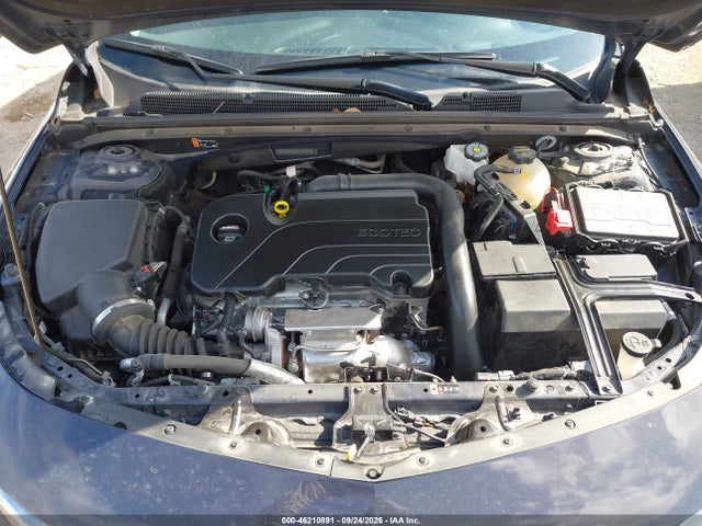 1G1ZD5ST2SF137241 Chevrolet Malibu Fwd 1lt
