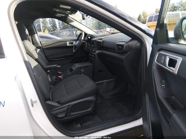 46210901 :رقم المزاد ، 1FM5K8AW5NNA03953 vin ، 2022 Ford Police Interceptor Utility مزاد بيع