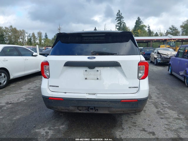 Ford Police Interceptor Utility 2021 1FM5K8AW2MNA20224 Image 16