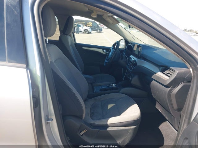 Ford ESCAPE SE 2020 1FMCU9G68LUB82703 Image 5