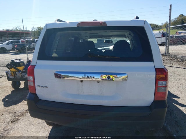 46210975 :رقم المزاد ، 1C4NJRBB2GD690410 vin ، 2016 Jeep Patriot Sport مزاد بيع