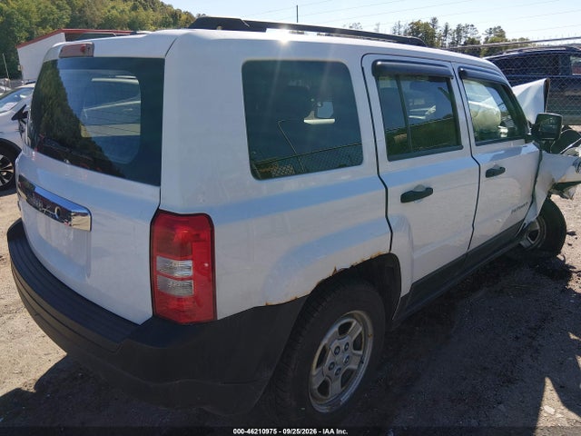 46210975 :رقم المزاد ، 1C4NJRBB2GD690410 vin ، 2016 Jeep Patriot Sport مزاد بيع