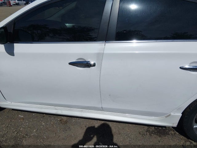 46211028 :رقم المزاد ، 3N1AB7AP1EY338865 vin ، 2014 Nissan Sentra Sr مزاد بيع