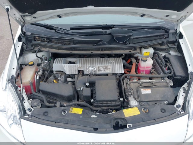 Toyota Prius Three 2014 JTDKN3DU8E1755553 Image 10