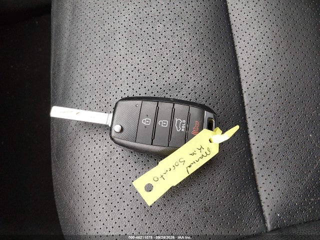 46211078 :رقم المزاد ، 5XYPHDA5XGG155510 vin ، 2016 Kia Sorento 3.3l Ex مزاد بيع