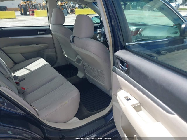 2014 Subaru Legacy 2.5i Premium მანქანა იყიდება აუქციონზე, vin: 4S3BMCC60E3026263, აუქციონის ნომერი: 46211083