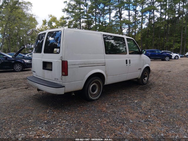 2000 Chevrolet Astro მანქანა იყიდება აუქციონზე, vin: 1GCDM19W4YB172275, აუქციონის ნომერი: 46211087