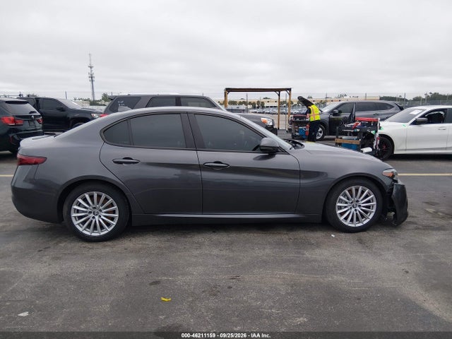 Продаж на аукціоні авто 2023 Alfa Romeo Giulia Sprint Rwd, vin: ZARFAMAN4P7666584, номер лоту: 46211159