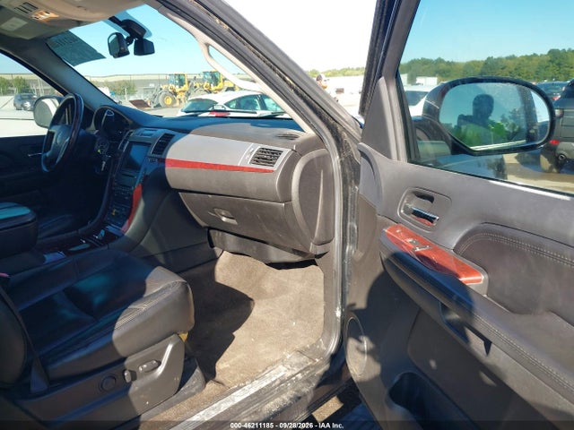 Продаж на аукціоні авто 2008 Cadillac Escalade Esv Standard, vin: 1GYFK66848R233255, номер лоту: 46211185