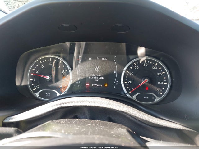 Продаж на аукціоні авто 2017 Jeep Renegade Latitude 4x4, vin: ZACCJBBB6HPG49716, номер лоту: 46211199