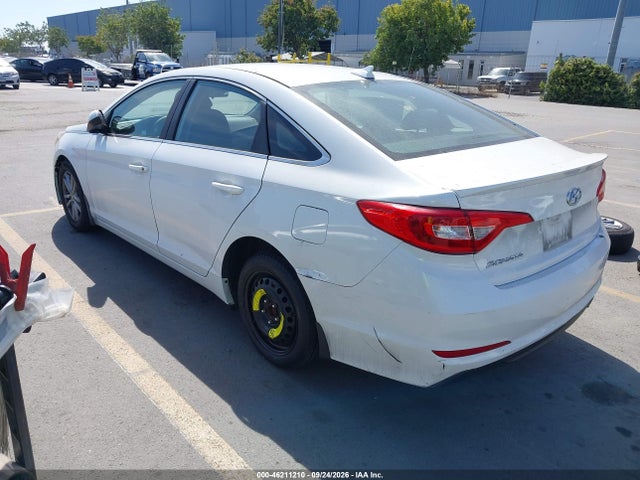 Продаж на аукціоні авто 2015 Hyundai Sonata 2.4l Se, vin: 5NPE24AF9FH057562, номер лоту: 46211210