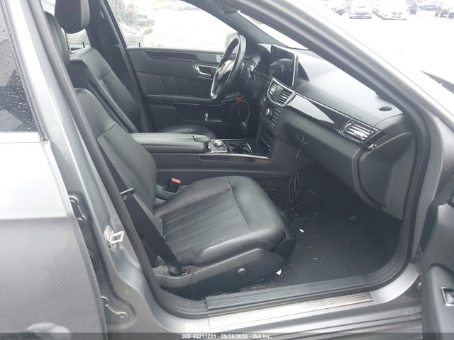 Продаж на аукціоні авто 2010 Mercedes-benz E 550 4matic, vin: WDDHF9ABXAA233858, номер лоту: 46211221