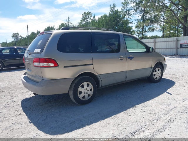 46211252 :رقم المزاد ، 4T3ZF19C03U554065 vin ، 2003 Toyota Sienna Ce مزاد بيع
