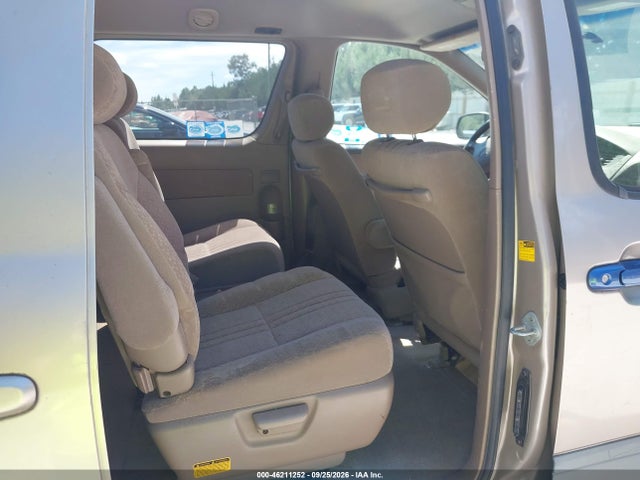46211252 :رقم المزاد ، 4T3ZF19C03U554065 vin ، 2003 Toyota Sienna Ce مزاد بيع
