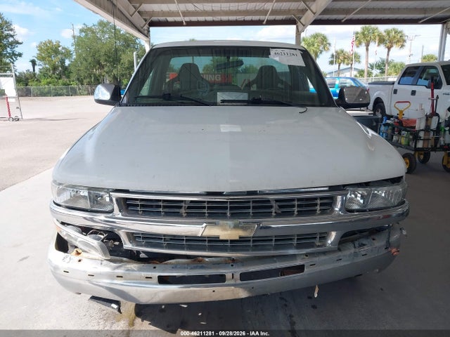 46211281 :رقم المزاد ، 1GCEC14T0YE338178 vin ، 2000 Chevrolet Silverado 1500 مزاد بيع