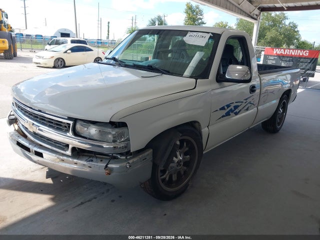 46211281 :رقم المزاد ، 1GCEC14T0YE338178 vin ، 2000 Chevrolet Silverado 1500 مزاد بيع