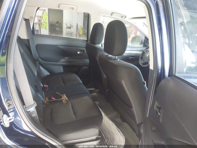 Продаж на аукціоні авто 2014 Mitsubishi Outlander Se, vin: JA4AZ3A32EZ012457, номер лоту: 46211290