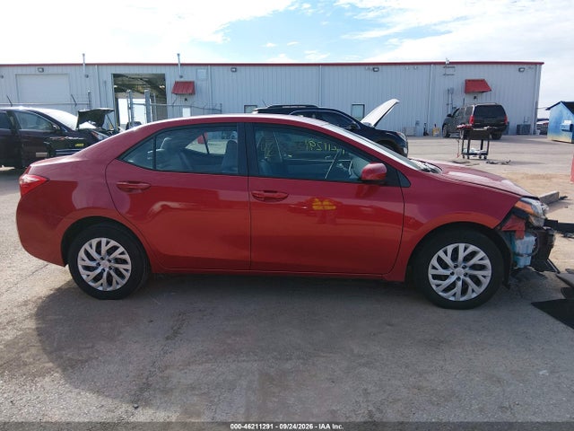 46211291 :رقم المزاد ، 5YFBURHE5JP760725 vin ، 2018 Toyota Corolla Le مزاد بيع