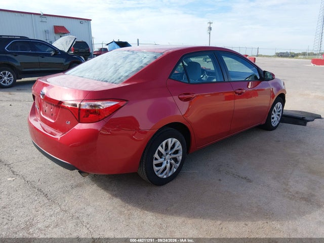 46211291 :رقم المزاد ، 5YFBURHE5JP760725 vin ، 2018 Toyota Corolla Le مزاد بيع
