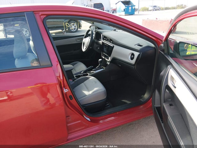 46211291 :رقم المزاد ، 5YFBURHE5JP760725 vin ، 2018 Toyota Corolla Le مزاد بيع