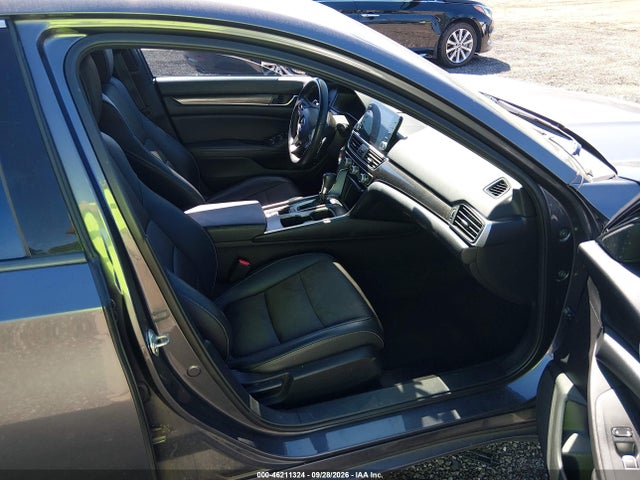 Продажа на аукционе авто 2018 Honda Accord Sport, vin: 1HGCV1F33JA112617, номер лота: 46211324