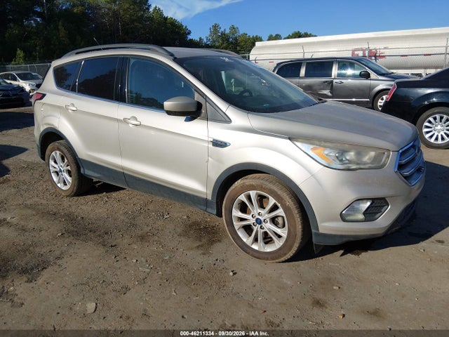 Продажа на аукционе авто 2017 Ford Escape Se, vin: 1FMCU0GD0HUD94657, номер лота: 46211334