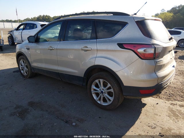 Продажа на аукционе авто 2017 Ford Escape Se, vin: 1FMCU0GD0HUD94657, номер лота: 46211334
