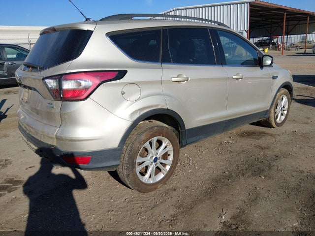 Продажа на аукционе авто 2017 Ford Escape Se, vin: 1FMCU0GD0HUD94657, номер лота: 46211334