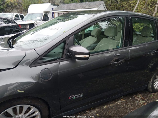 46211335 :رقم المزاد ، 1FADP5EUXHL102038 vin ، 2017 Ford C-max Energi Se مزاد بيع