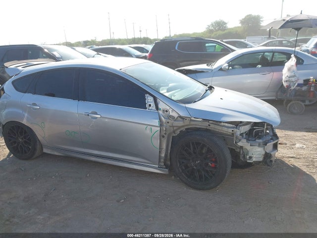 Ford FOCUS ST 2014 1FADP3L94EL127760 Image 14
